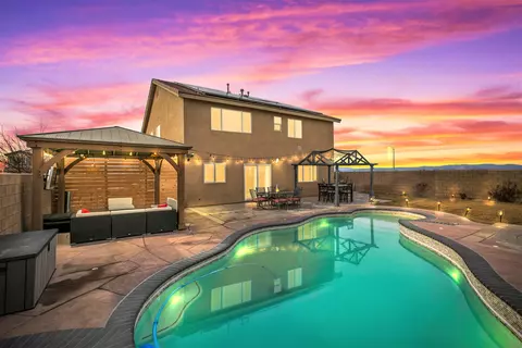 45736 Timothy Ct, Lancaster, CA 93535 photo 2