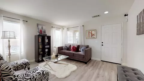 45736 Timothy Ct, Lancaster, CA 93535 photo 7