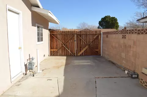 37747 26th St E, Palmdale, CA 93550 photo 34
