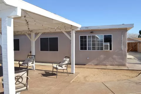 37747 26th St E, Palmdale, CA 93550 photo 32
