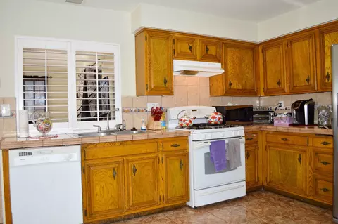37747 26th St E, Palmdale, CA 93550 photo 13