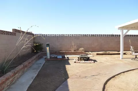 37747 26th St E, Palmdale, CA 93550 photo 28