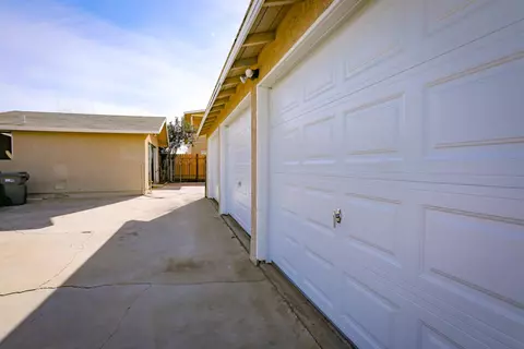44303 Beech Ave, Lancaster, CA 93534 photo 48