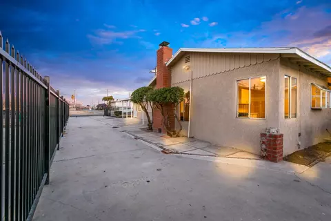 44303 Beech Ave, Lancaster, CA 93534 photo 6