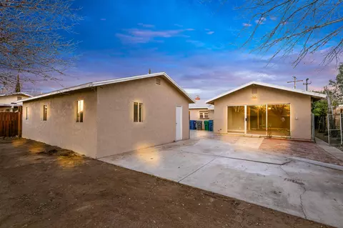 44303 Beech Ave, Lancaster, CA 93534 photo 5