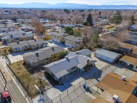44303 Beech Ave, Lancaster, CA 93534 photo 43