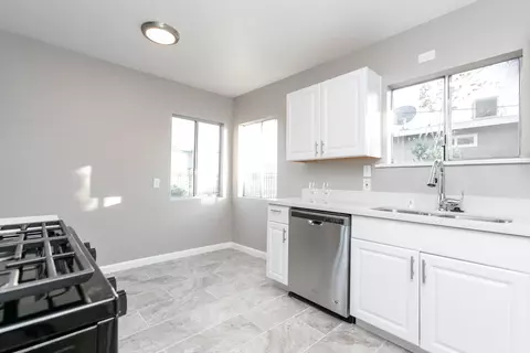 44303 Beech Ave, Lancaster, CA 93534 photo 31