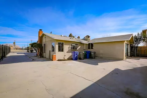 44303 Beech Ave, Lancaster, CA 93534 photo 46