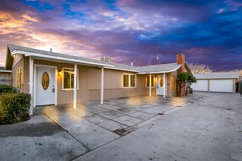 44303 Beech Ave, Lancaster, CA 93534 photo 2