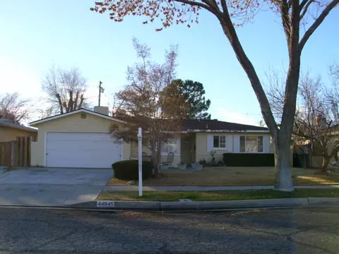 44945 Harlas Ave, Lancaster, CA 93534 photo 1
