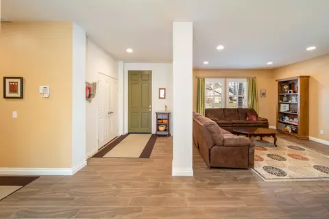4338 Olivera Pl, Lancaster, CA 93536 photo 4