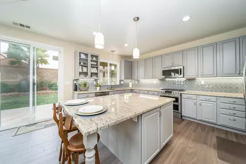 4338 Olivera Pl, Lancaster, CA 93536 photo 8