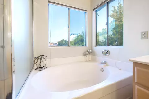 44508 Shadowcrest Dr, Lancaster, CA 93536 photo 29