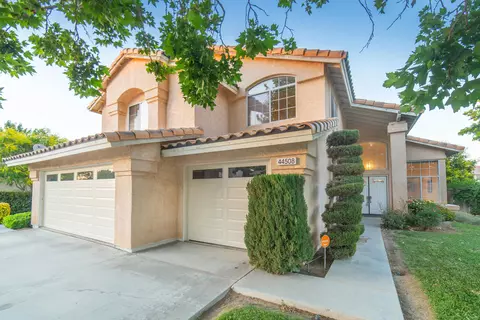 44508 Shadowcrest Dr, Lancaster, CA 93536 photo 3