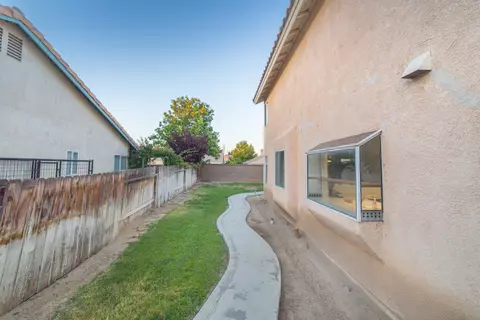 44508 Shadowcrest Dr, Lancaster, CA 93536 photo 43