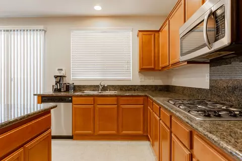 43864 Spring St, Lancaster, CA 93536 photo 8