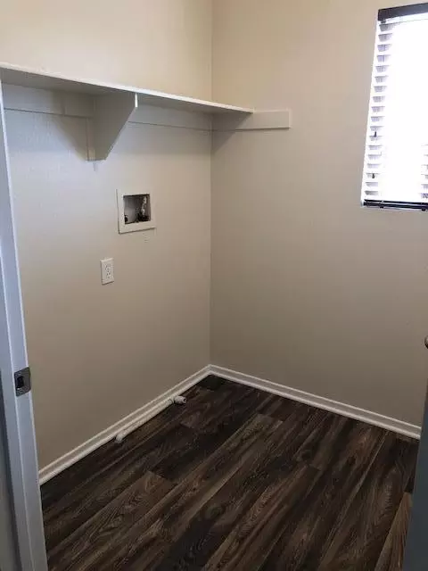 42943 Carpenter Dr, Lancaster, CA 93535 photo 6