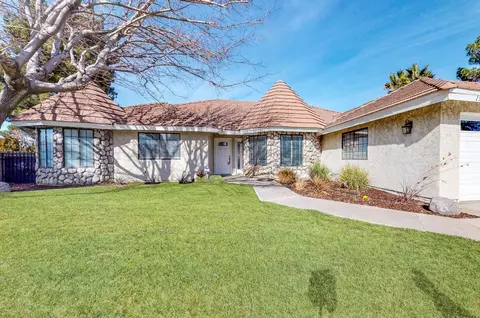 1925 Avenue K12 W, Lancaster, CA 93534 photo 1