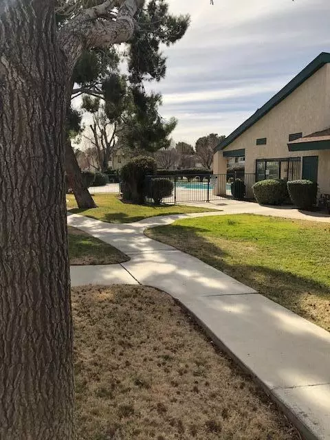 44460 15th St E #15, Lancaster, CA 93535 photo 20