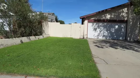 1057 Nugent St E, Lancaster, CA 93535 photo 4