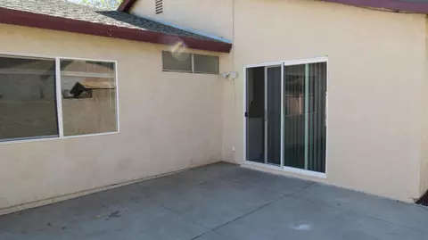 1057 Nugent St E, Lancaster, CA 93535 photo 19