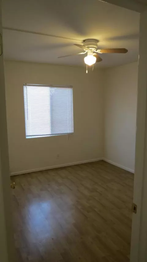 1057 Nugent St E, Lancaster, CA 93535 photo 10
