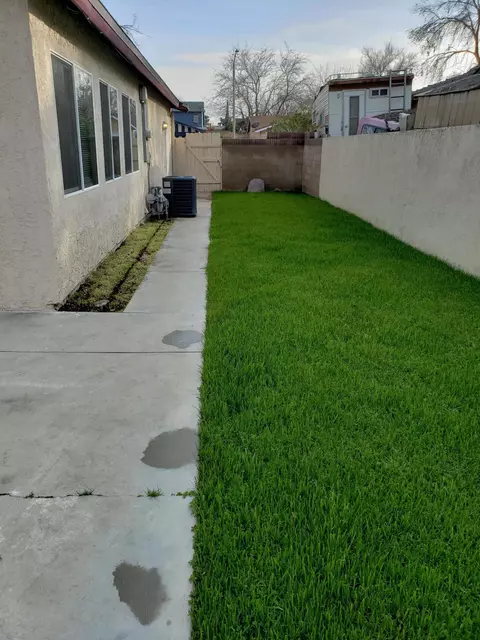 1057 Nugent St E, Lancaster, CA 93535 photo 20