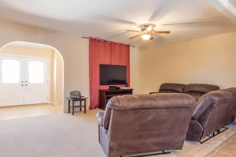 4403 Backus Rd, Mojave, CA 93501 photo 4