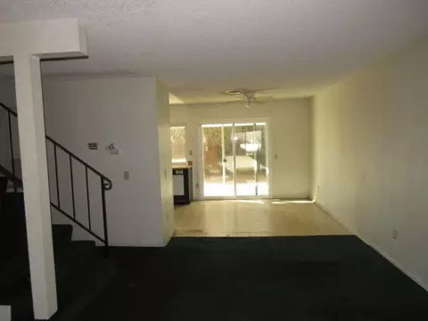 37607 29th St E, Palmdale, CA 93550 photo 3