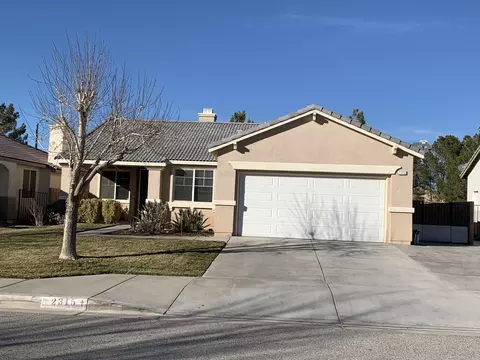 2315 Lingard St E, Lancaster, CA 93535 photo 1