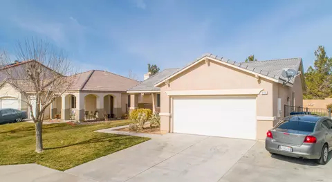 2315 Lingard St E, Lancaster, CA 93535 photo 7