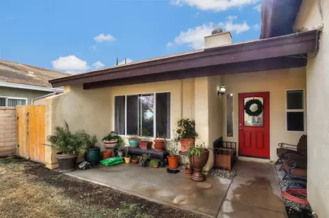 2582 Bottle Tree Dr, Palmdale, CA 93550 photo 4