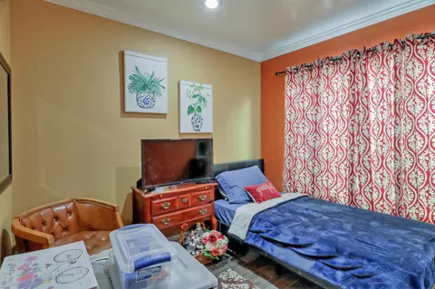 2582 Bottle Tree Dr, Palmdale, CA 93550 photo 20