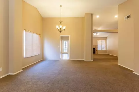 747 Avenue K7 E, Lancaster, CA 93535 photo 3