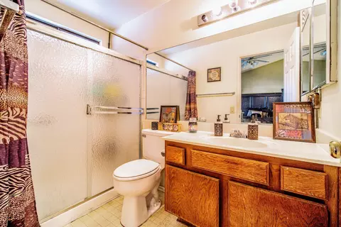 43307 Carpenter Dr, Lancaster, CA 93535 photo 12