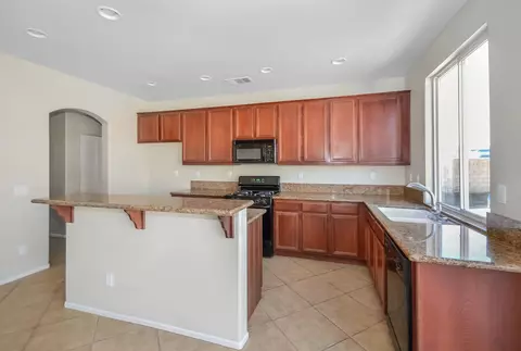 44529 Grove Ln, Lancaster, CA 93534 photo 7