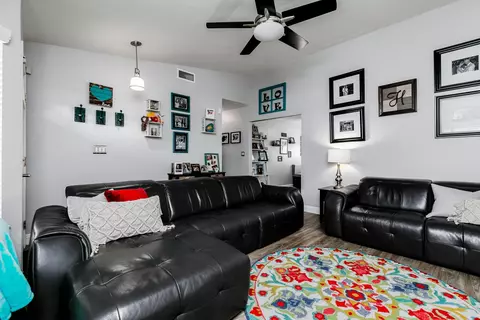 42908 Fenner Ave, Lancaster, CA 93536 photo 8