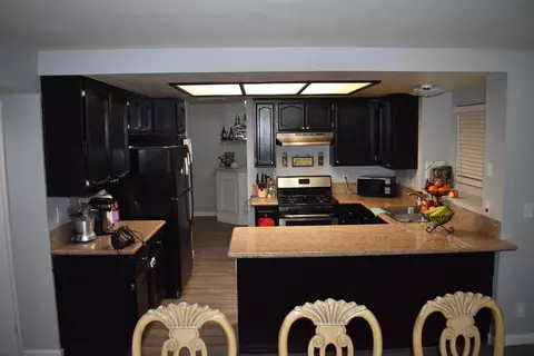 2623 Kettering St E, Lancaster, CA 93535 photo 3