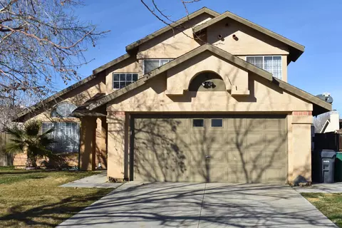 2623 Kettering St E, Lancaster, CA 93535 photo 2