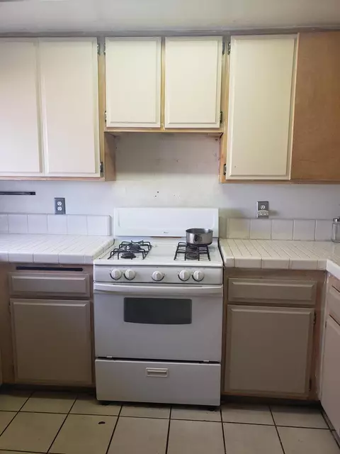 37652 Cherry Dr, Palmdale, CA 93550 photo 5