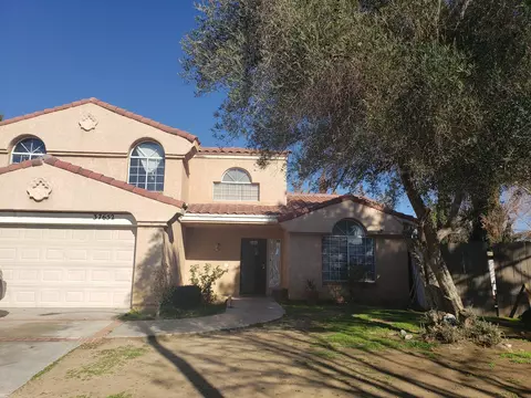 37652 Cherry Dr, Palmdale, CA 93550 photo 1