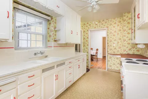 44721 Fig Ave, Lancaster, CA 93534 photo 8