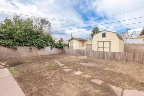 44721 Fig Ave, Lancaster, CA 93534 photo 23
