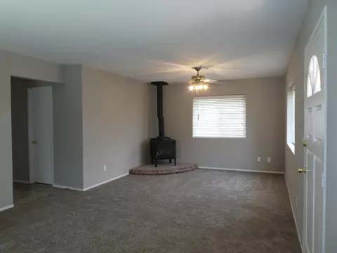 8058 Avenue E W, Lancaster, CA 93536 photo 3