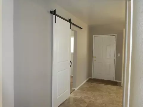 8058 Avenue E W, Lancaster, CA 93536 photo 8