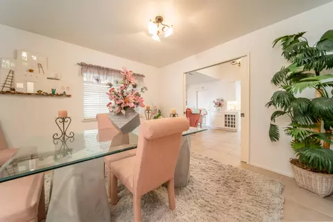 44329 Ruthron Ave, Lancaster, CA 93536 photo 16