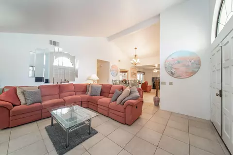 44329 Ruthron Ave, Lancaster, CA 93536 photo 6