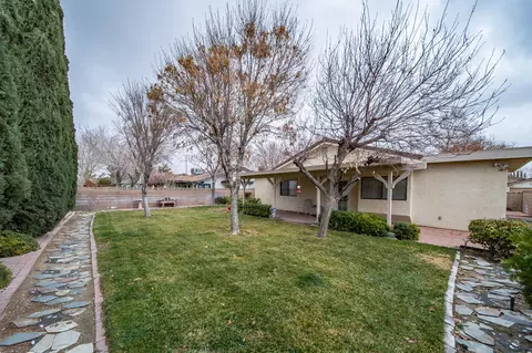 44329 Ruthron Ave, Lancaster, CA 93536 photo 33