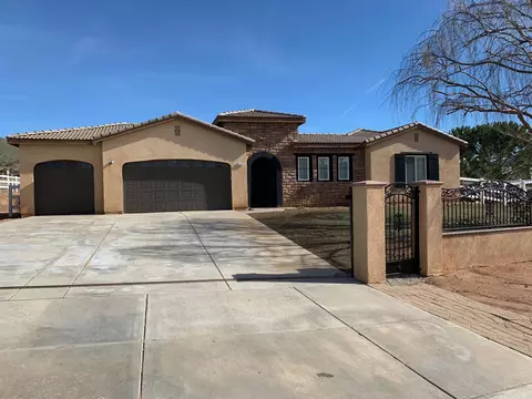 33516 Desert Rd, Acton, CA 93510 photo 2