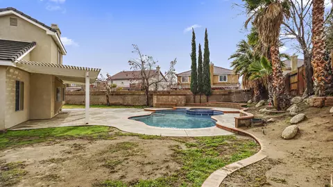 39305 Fallbrook Cir, Palmdale, CA 93551 photo 16